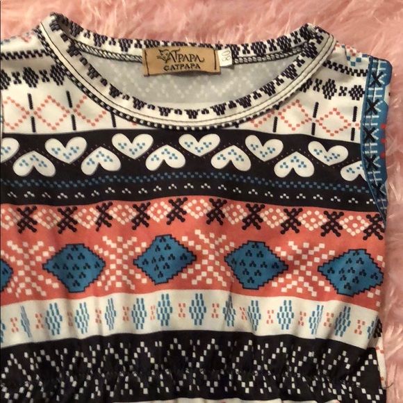 Beautiful boutique romper with poms - Picture 3 of 4